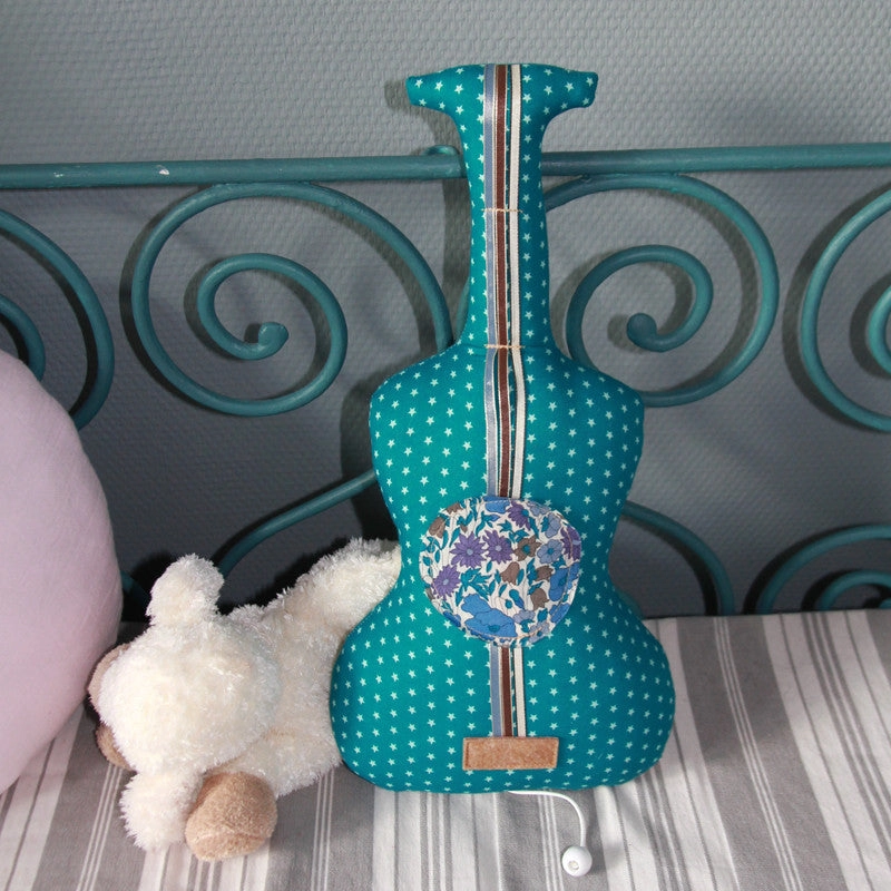 Barnabe Musical Guitar