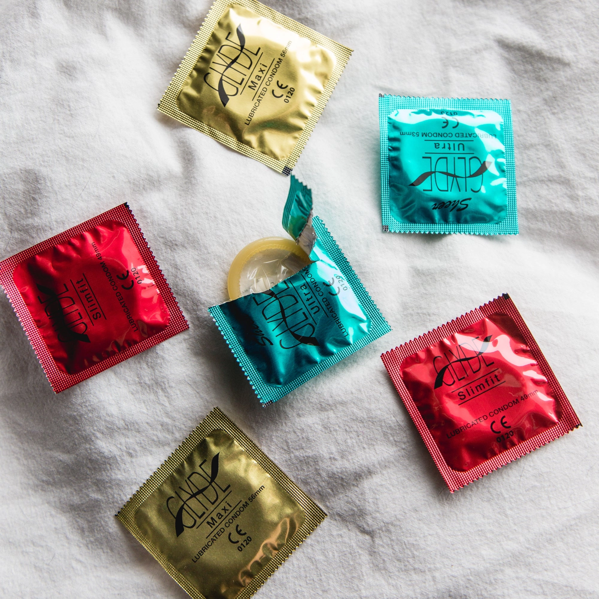Glyde Maxi Large Fit Condoms - 12 Pack