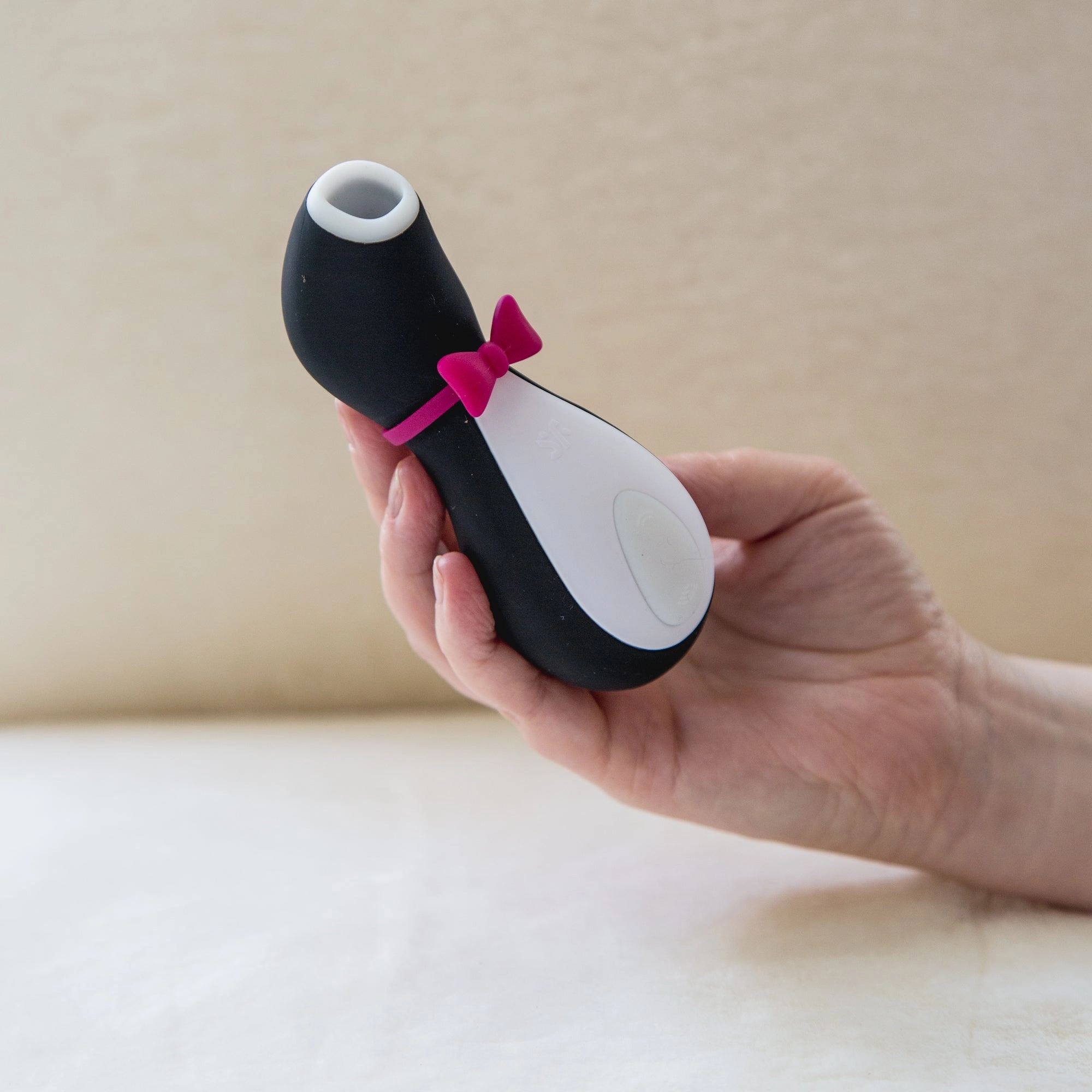 Satisfyer Penguin Air Pulse Stimulator